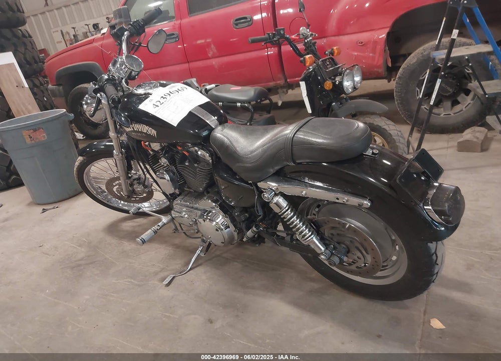 2008 HARLEY-DAVIDSON XL1200 C VIN: 1HD1CT3138K442917
