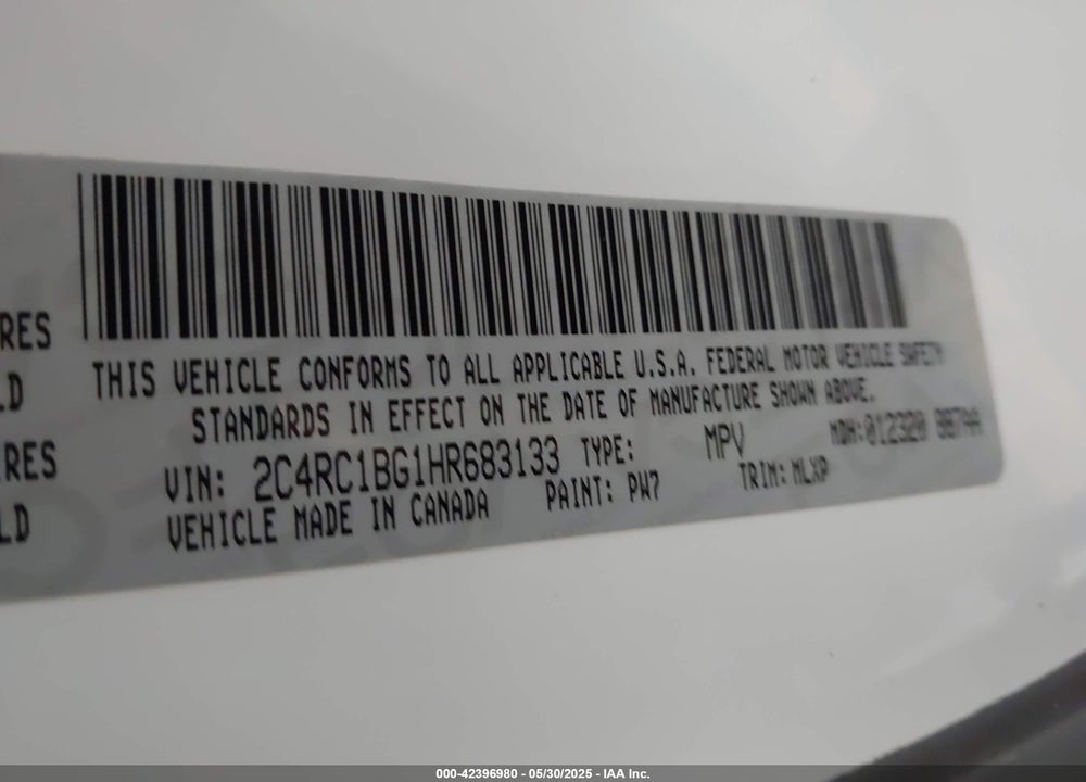 2017 CHRYSLER PACIFICA TOURING L VIN: 2C4RC1BG1HR683133