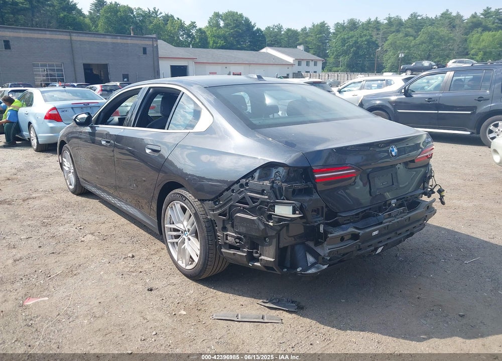 2024 BMW 530 VIN: WBA43FJ03RCS39433