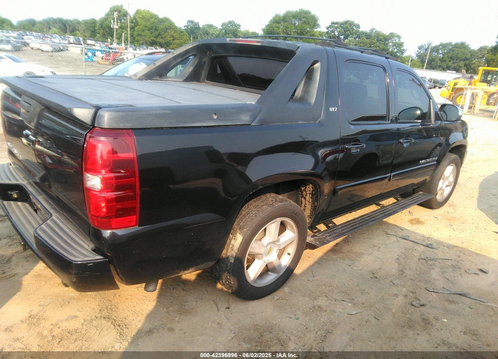 2007 CHEVROLET AVALANCHE 1500 LTZ VIN: 3GNFK12307G204618