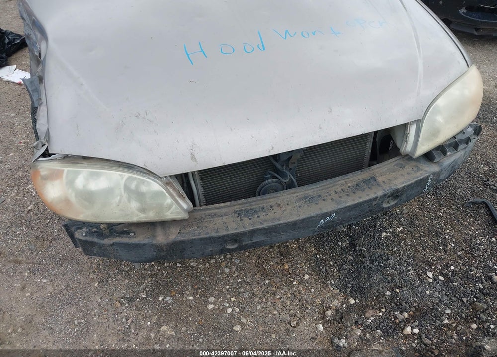 2002 KIA SPECTRA LS VIN: KNAFB121825151638