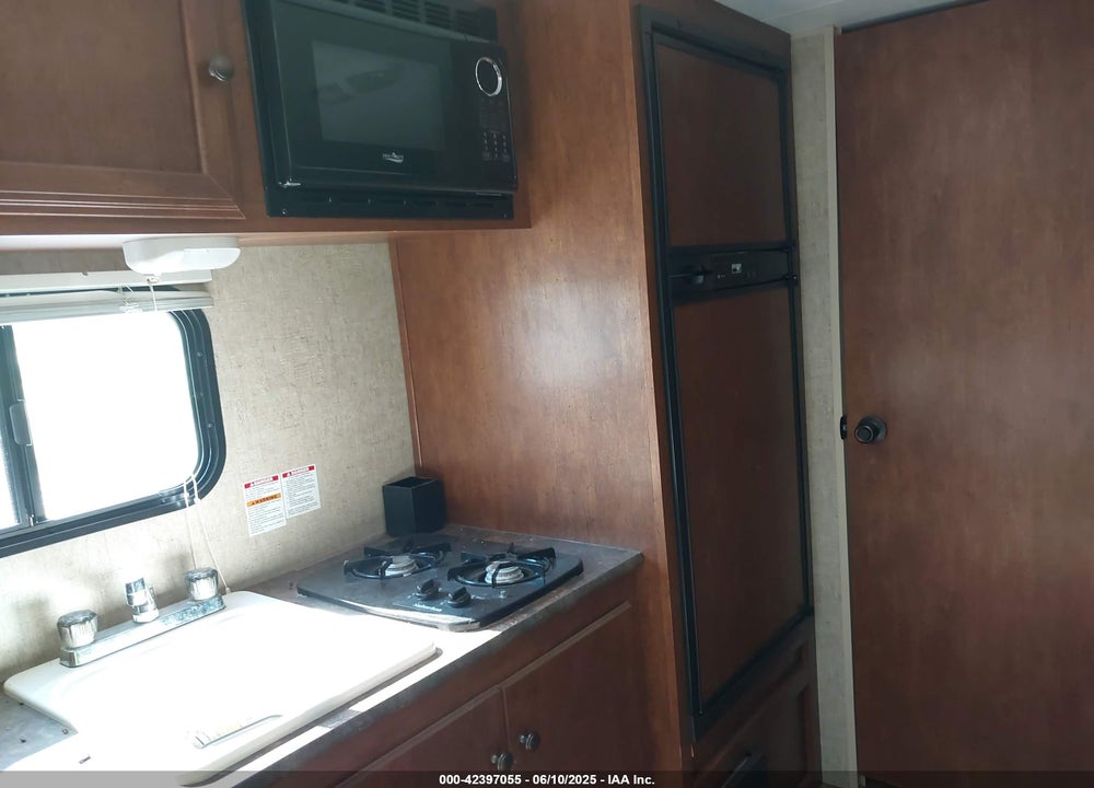2016 KEYSTONE --- VIN: 4EZTK1919G4077282