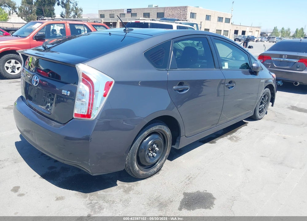 2015 TOYOTA PRIUS VIN: JTDKN3DU3F0446208
