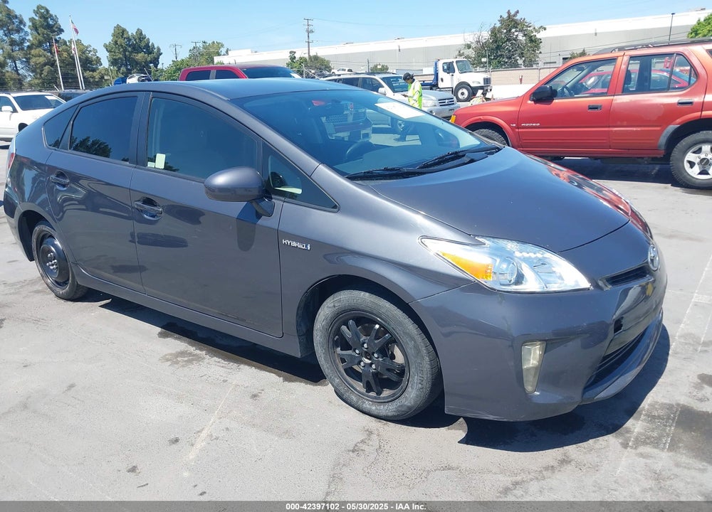 2015 TOYOTA PRIUS VIN: JTDKN3DU3F0446208