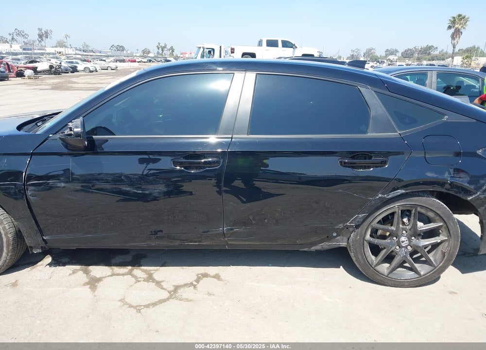 2023 HONDA CIVIC VIN: 19XFL2H8XPE014593