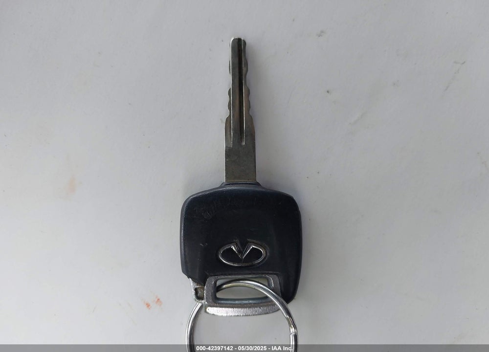 2003 INFINITI G35 BASE W/LEATHER VIN: JNKCV54E53M200370