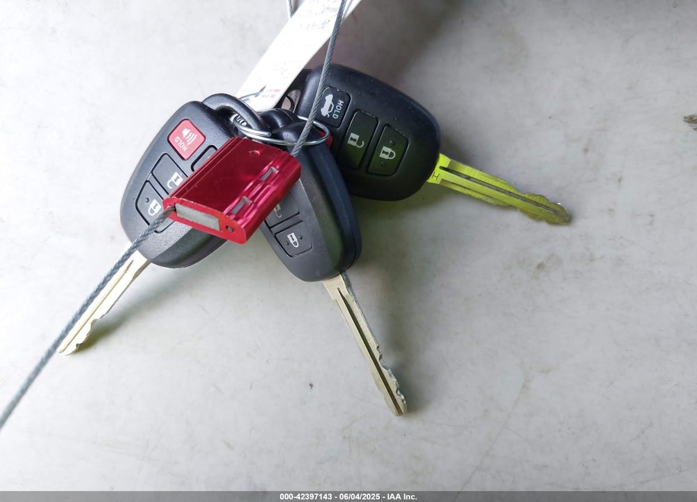2016 TOYOTA CAMRY VIN: 4T1BF1FK6GU540084