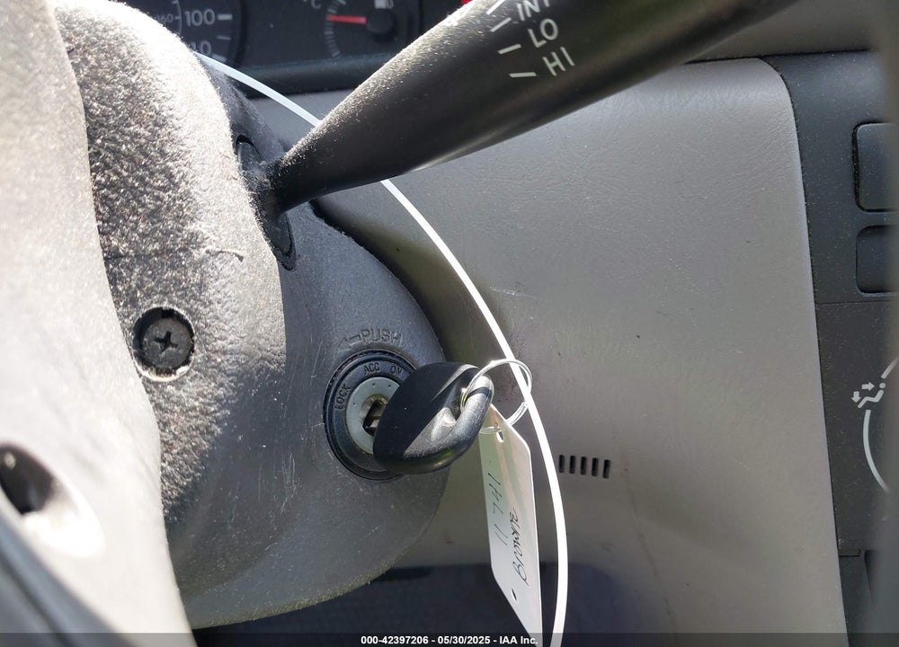 2007 TOYOTA COROLLA VIN: JTDBR32E870109583
