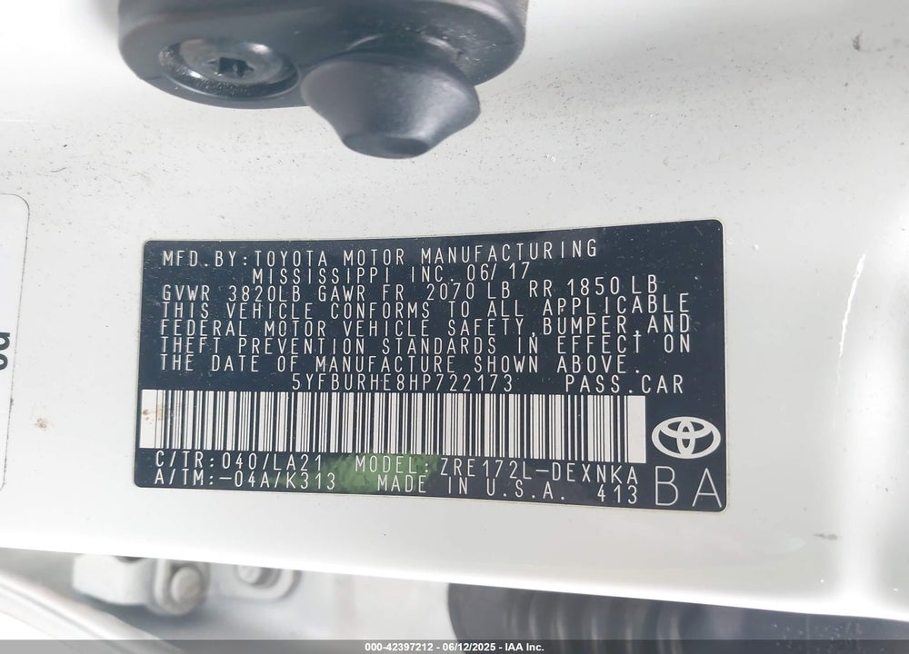 2017 TOYOTA COROLLA XLE VIN: 5YFBURHE8HP722173