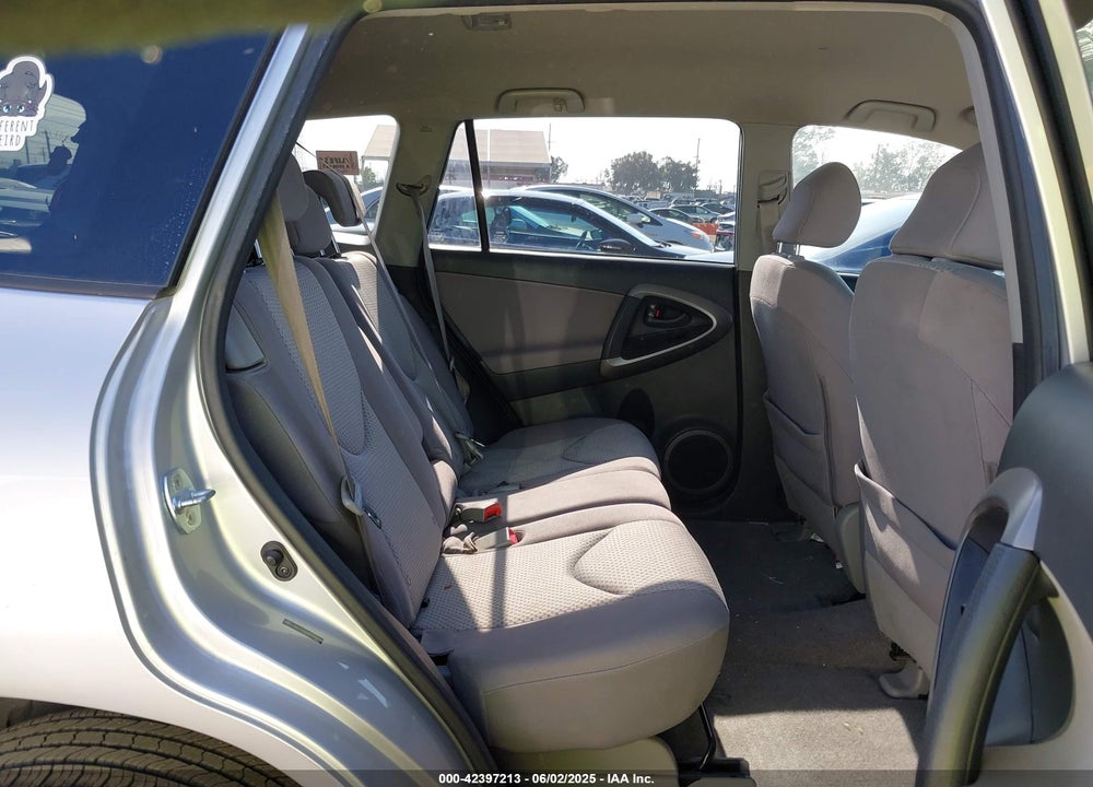 2008 TOYOTA RAV4 VIN: JTMZD33V585095576