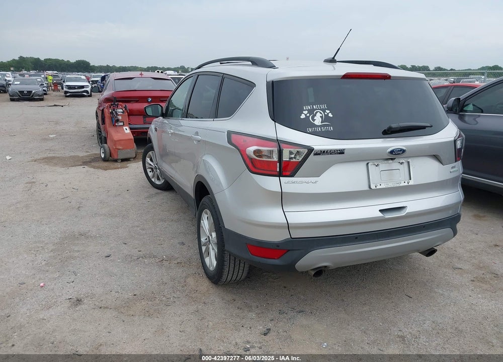 2017 FORD ESCAPE VIN: 1FMCU0GD1HUA60556