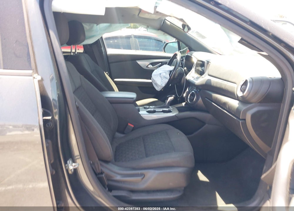 2019 CHEVROLET BLAZER VIN: 3GNKBBRA8KS671946