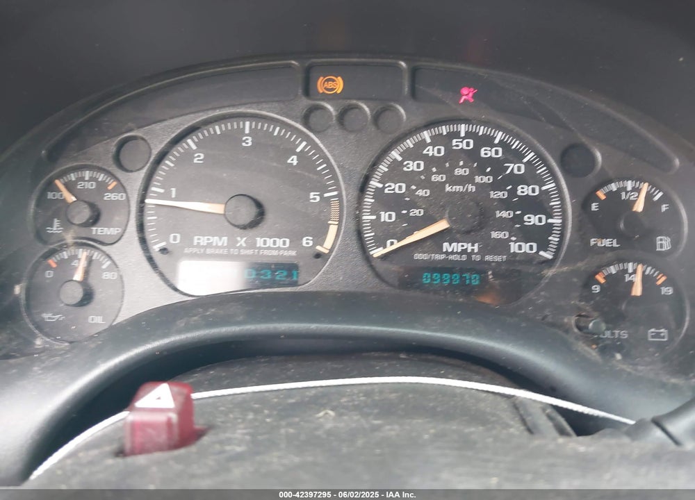 2002 CHEVROLET BLAZER LS VIN: 1GNDT13W32K218169