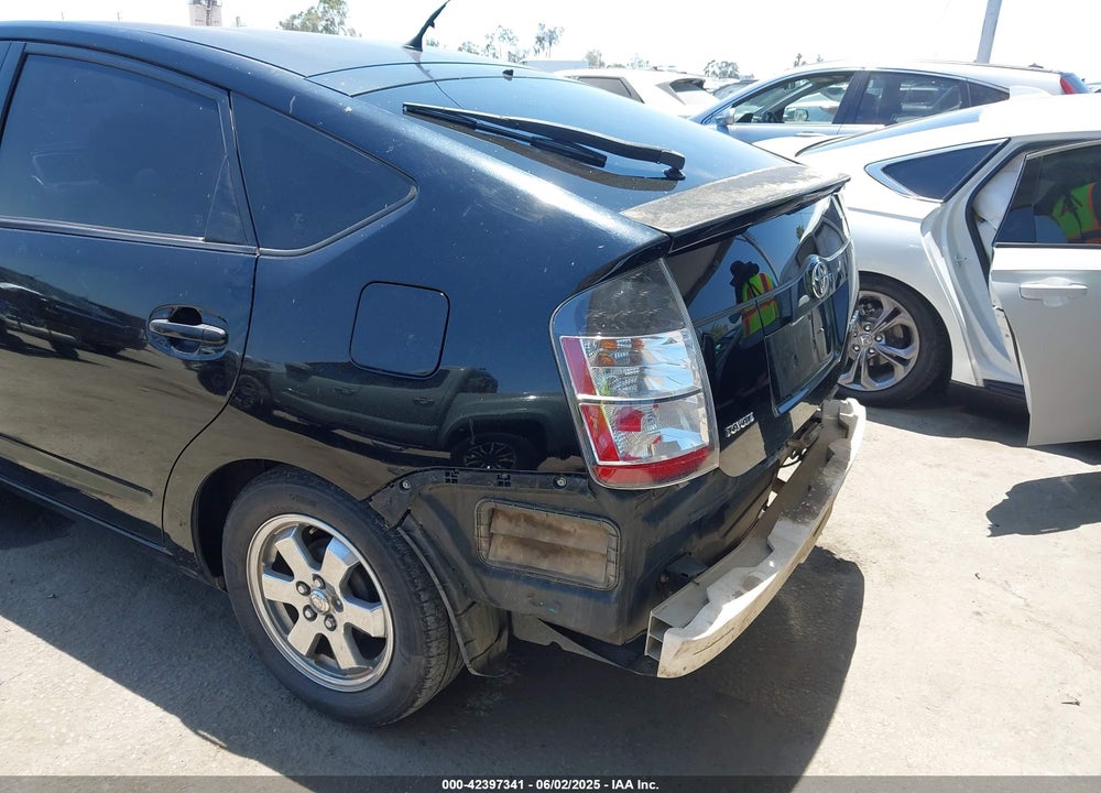 2005 TOYOTA PRIUS VIN: JTDKB20U753010869