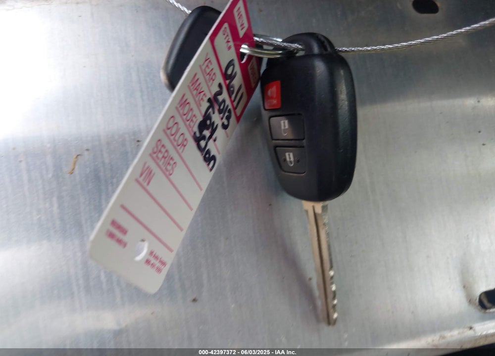 2013 SCION XB VIN: JTLZE4FEXDJ031389