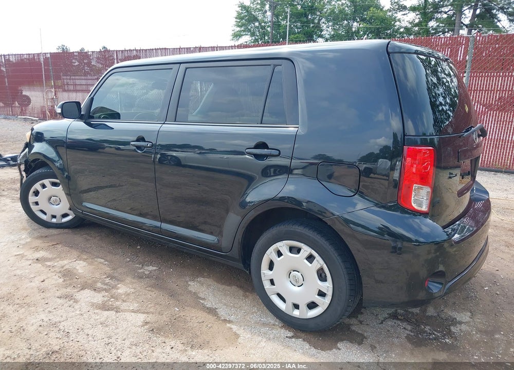 2013 SCION XB VIN: JTLZE4FEXDJ031389