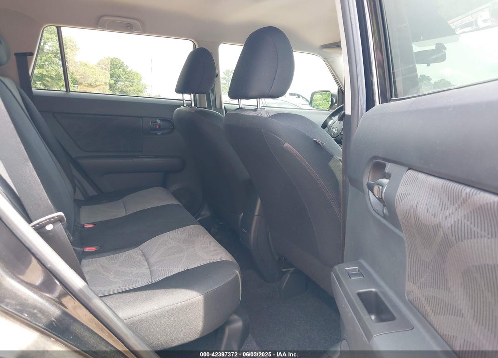 2013 SCION XB VIN: JTLZE4FEXDJ031389