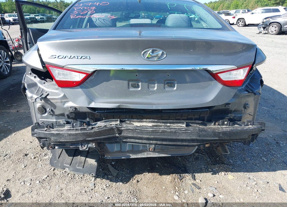 2014 HYUNDAI SONATA GLS VIN: 5NPEB4AC4EH861840