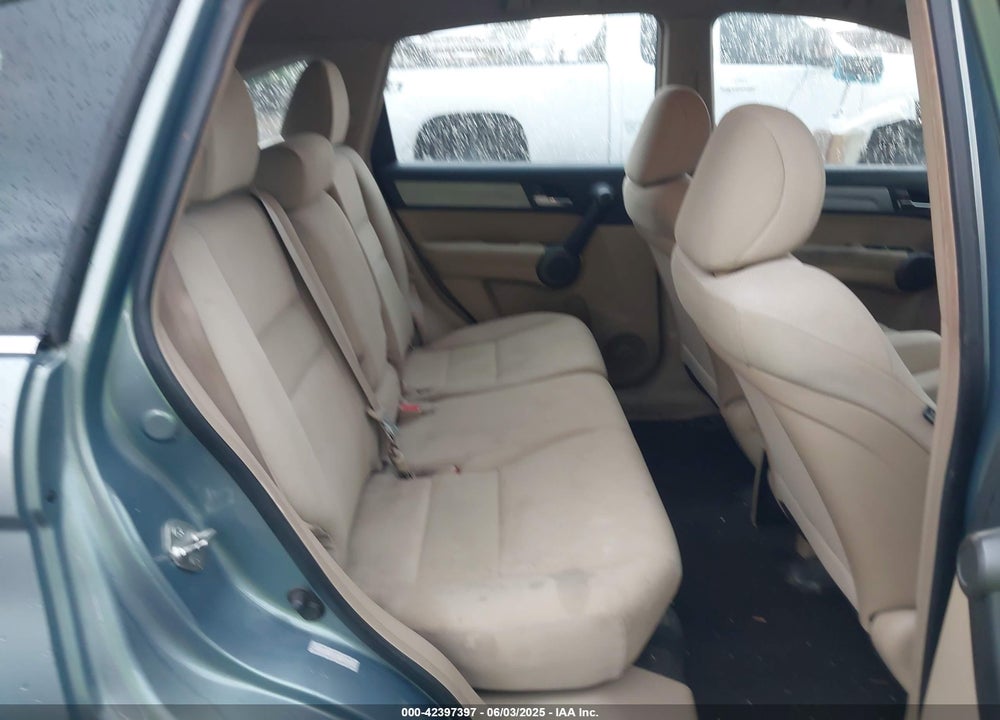 2011 HONDA CR-V LX VIN: 5J6RE3H3XBL018462