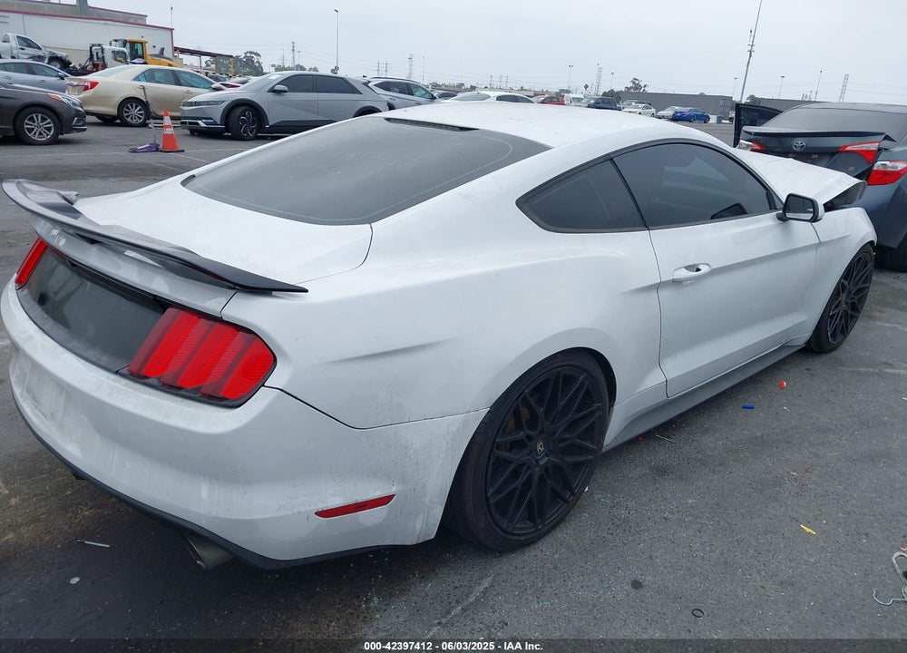 2016 FORD MUSTANG VIN: 1FA6P8THXG5206192