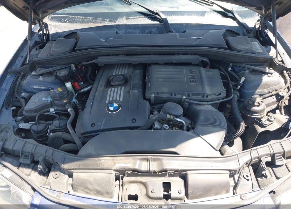 2009 BMW 135I VIN: WBAUN93589VK41171