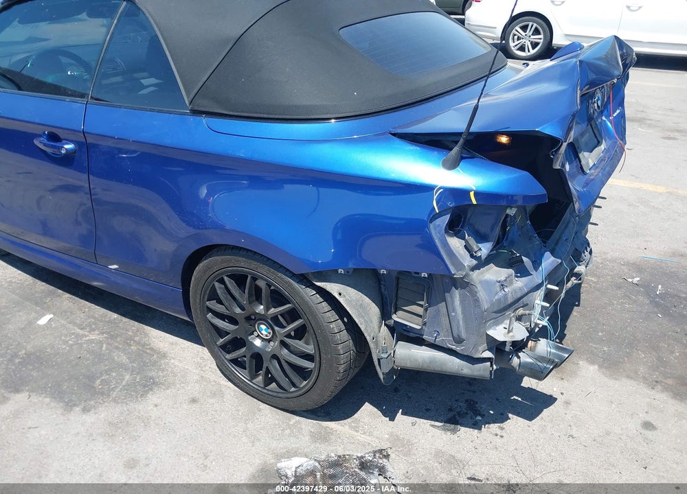 2009 BMW 135I VIN: WBAUN93589VK41171