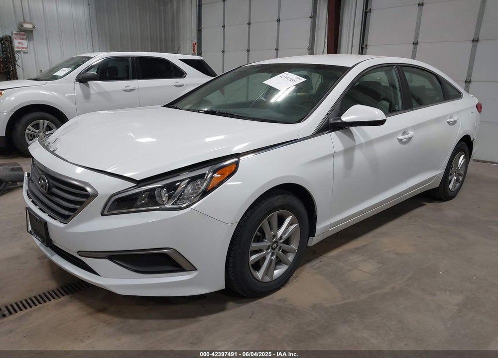 2017 HYUNDAI SONATA VIN: 5NPE24AF3HH536160