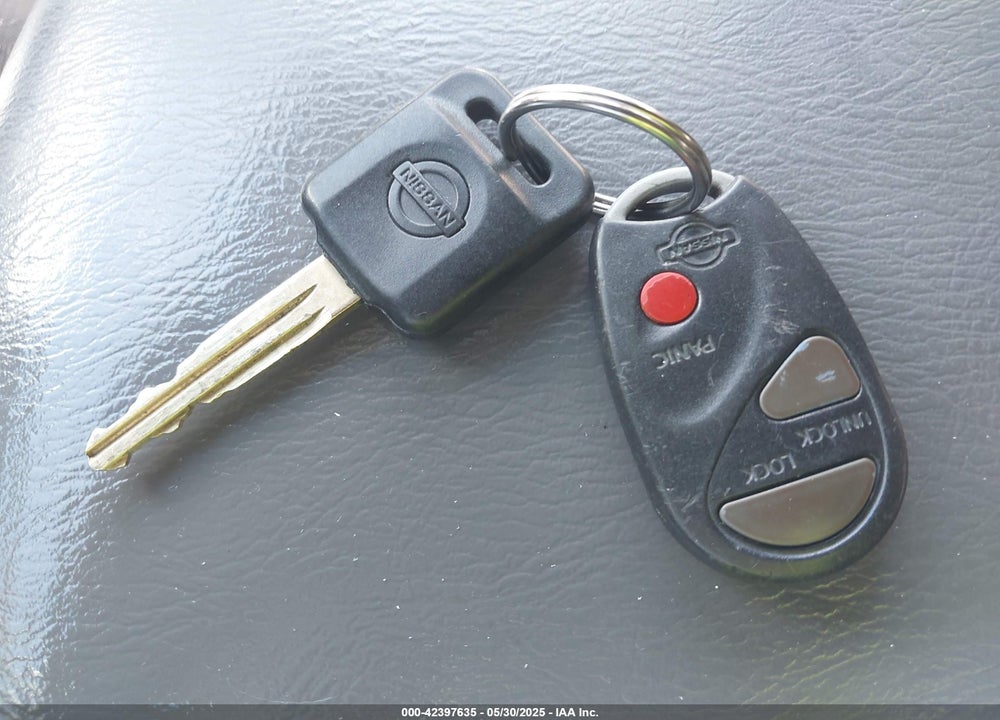 2001 NISSAN XTERRA XE VIN: 5N1ED28Y51C508444