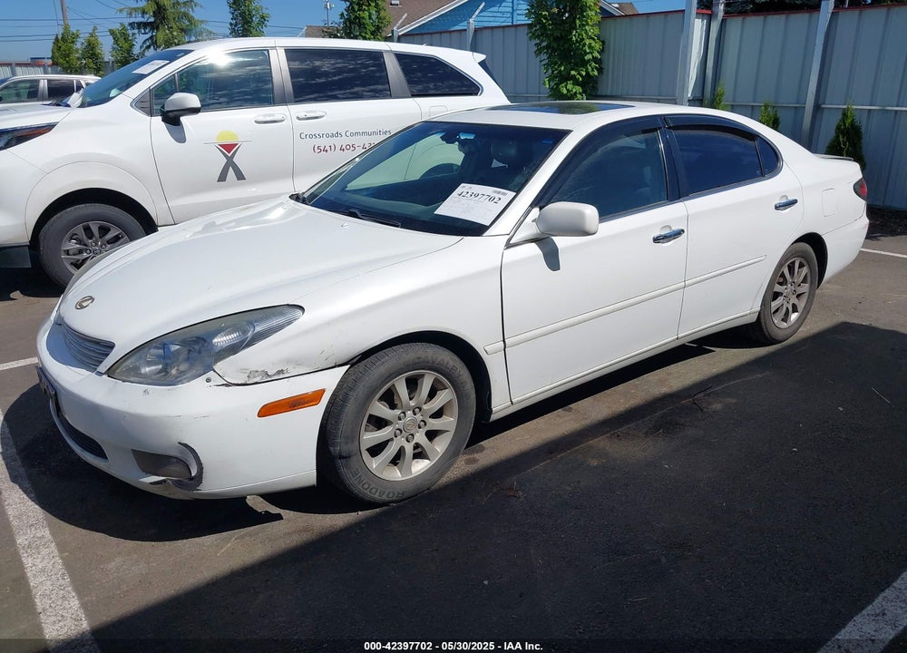 2002 LEXUS ES 300 VIN: JTHBF30G220022332