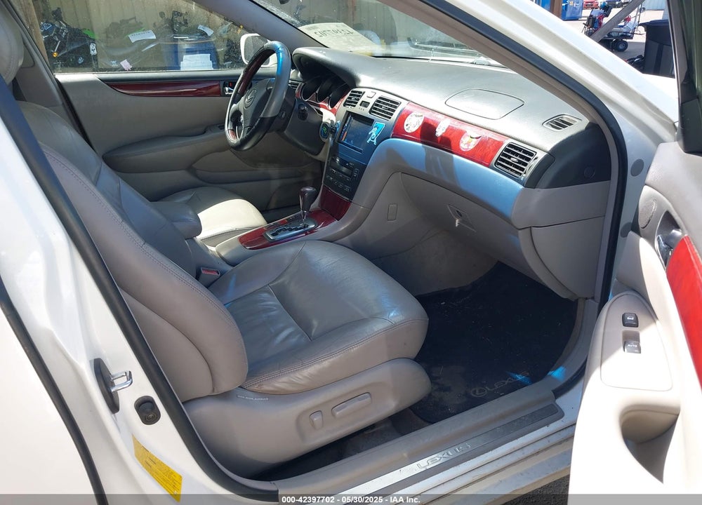 2002 LEXUS ES 300 VIN: JTHBF30G220022332