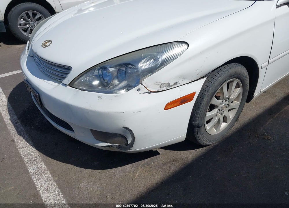 2002 LEXUS ES 300 VIN: JTHBF30G220022332