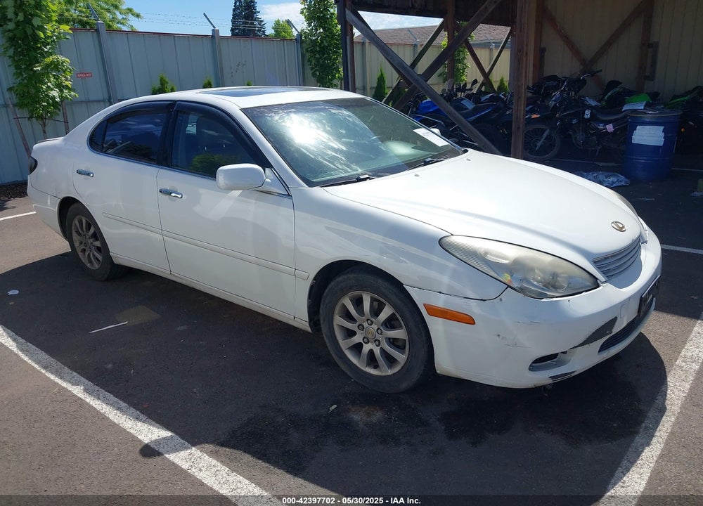 2002 LEXUS ES 300 VIN: JTHBF30G220022332