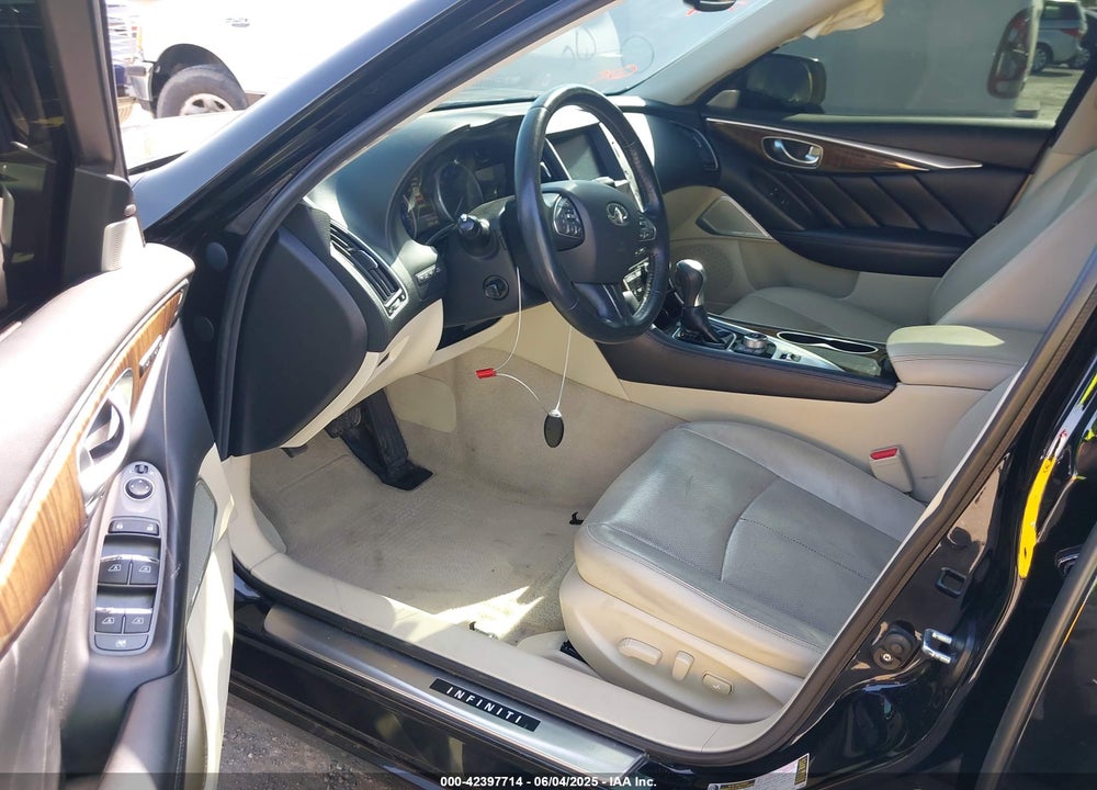 2017 INFINITI Q50 3.0T PREMIUM VIN: JN1EV7APXHM743350