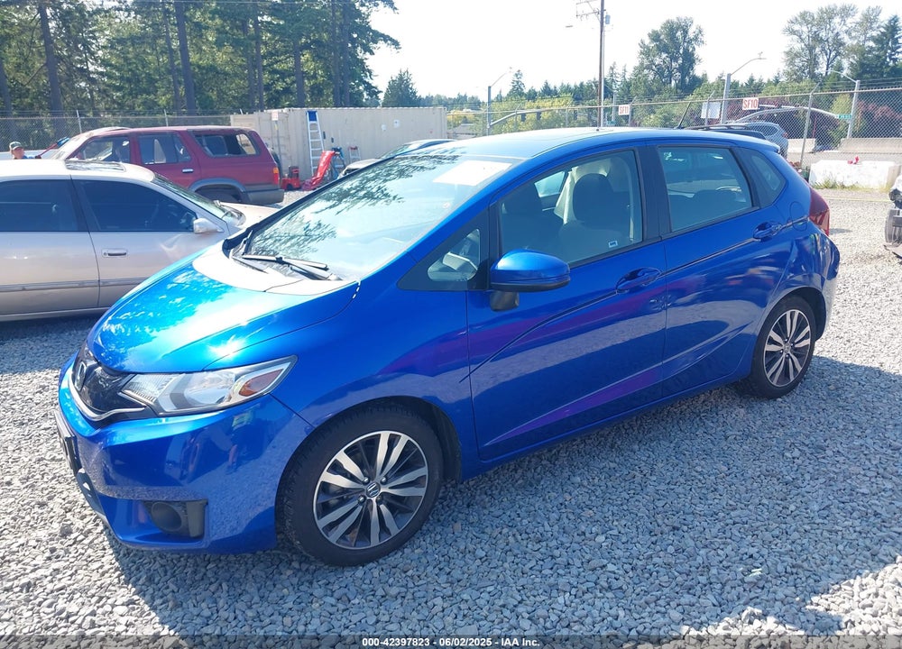 2015 HONDA FIT VIN: 3HGGK5H83FM732503