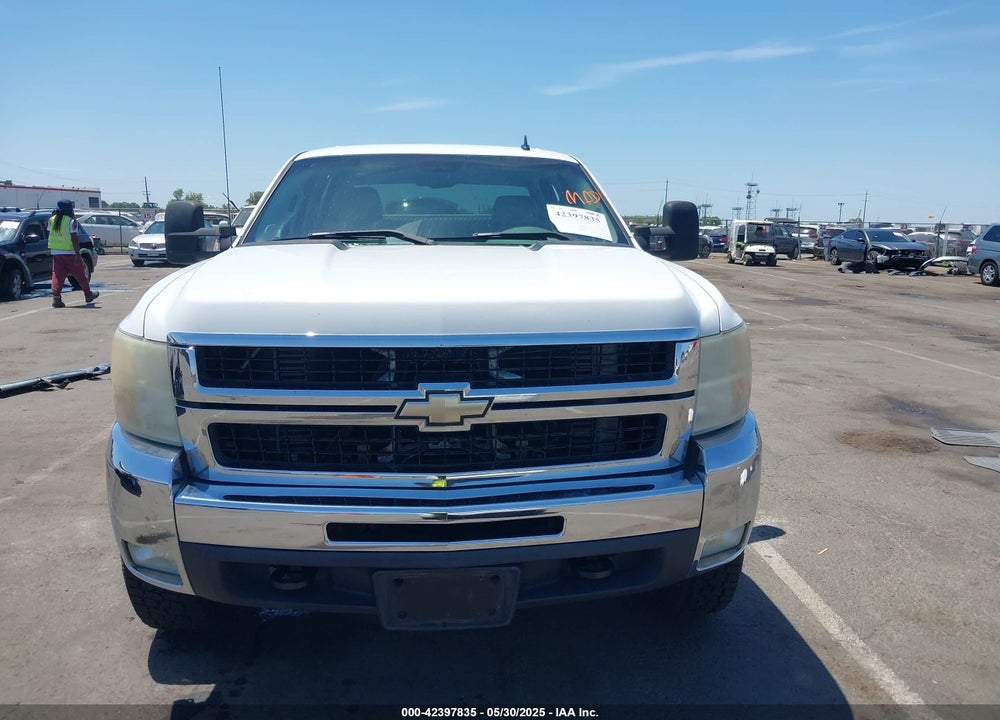 2008 CHEVROLET SILVERADO 2500HD VIN: 1GCHK23648F185560