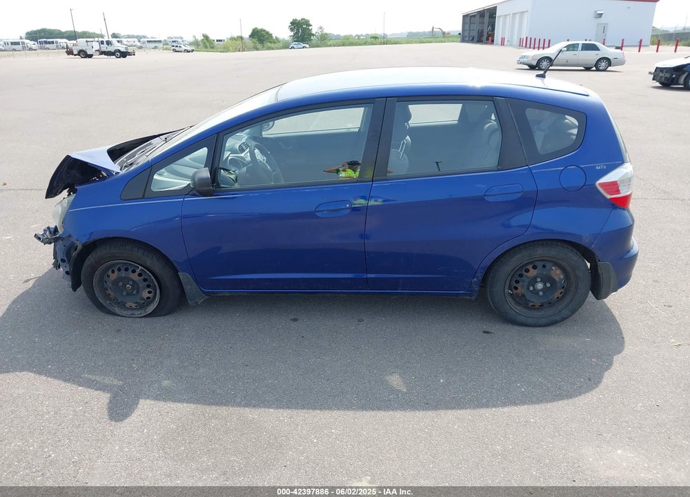 2010 HONDA FIT VIN: JHMGE8G29AC003287