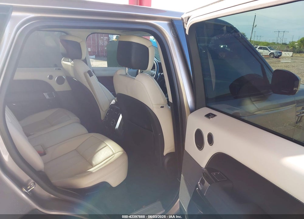 2021 LAND ROVER RANGE ROVER SPORT VIN: SALWV2SE5MA777265