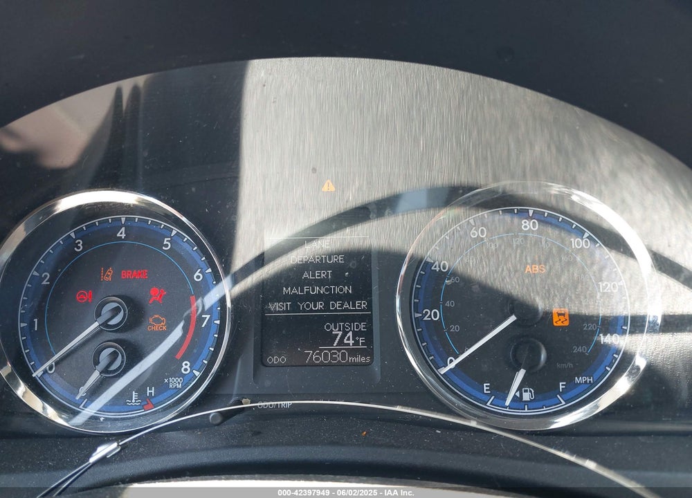 2018 TOYOTA COROLLA VIN: 2T1BURHE9JC082335