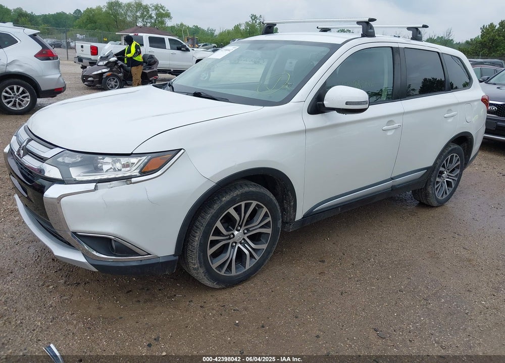 2017 MITSUBISHI OUTLANDER VIN: JA4AZ3A33HZ045357