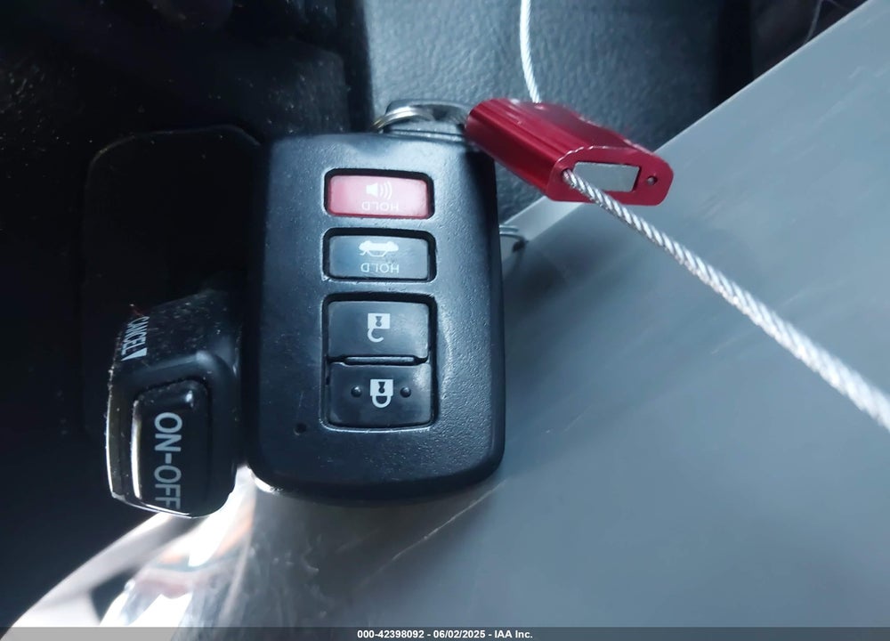 2015 TOYOTA AVALON XLE VIN: 4T1BK1EB3FU167677