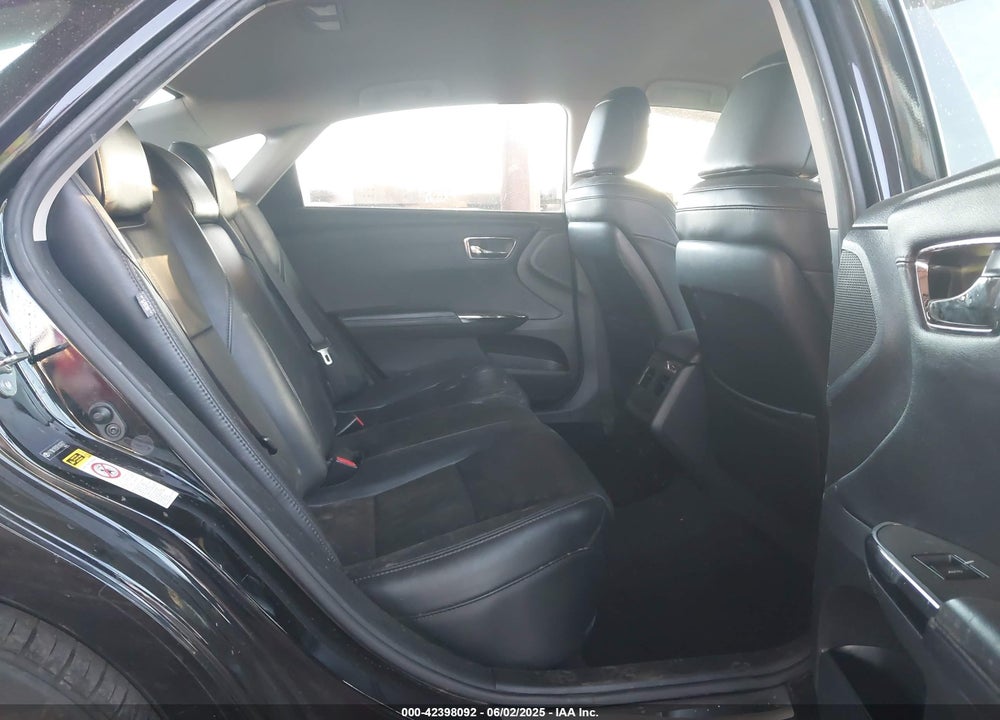 2015 TOYOTA AVALON XLE VIN: 4T1BK1EB3FU167677