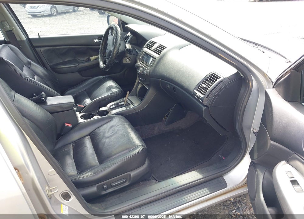 2003 HONDA ACCORD 3.0 EX VIN: 1HGCM66573A009771