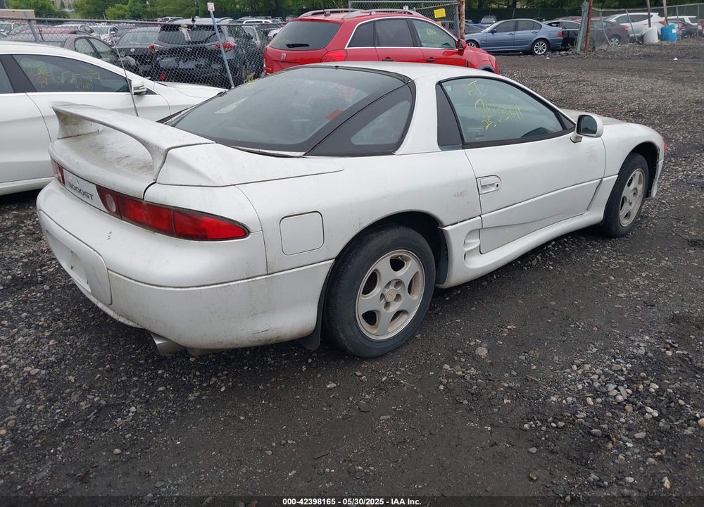 1998 MITSUBISHI 3000 GT VIN: JA3AM44H8WY000238