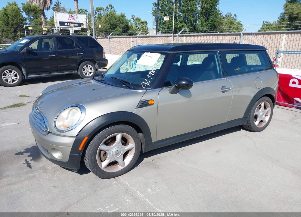 2008 MINI COOPER CLUBMAN VIN: WMWML33598TJ46888
