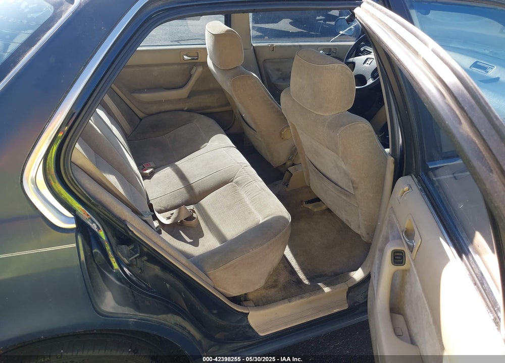 1991 HONDA ACCORD EX/EX-R VIN: 1HGCB7563MA101659