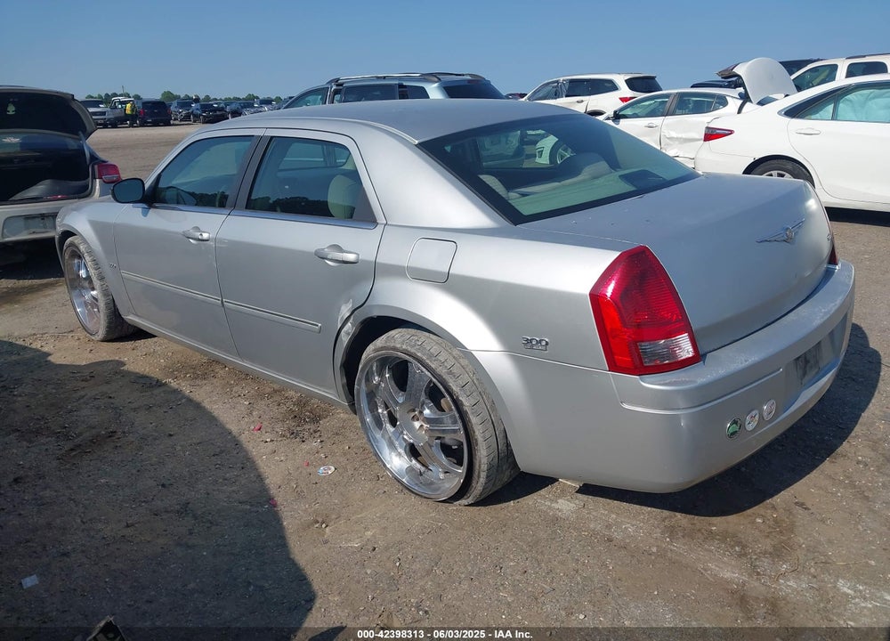 2007 CHRYSLER 300 VIN: 2C3KA43R17H731439