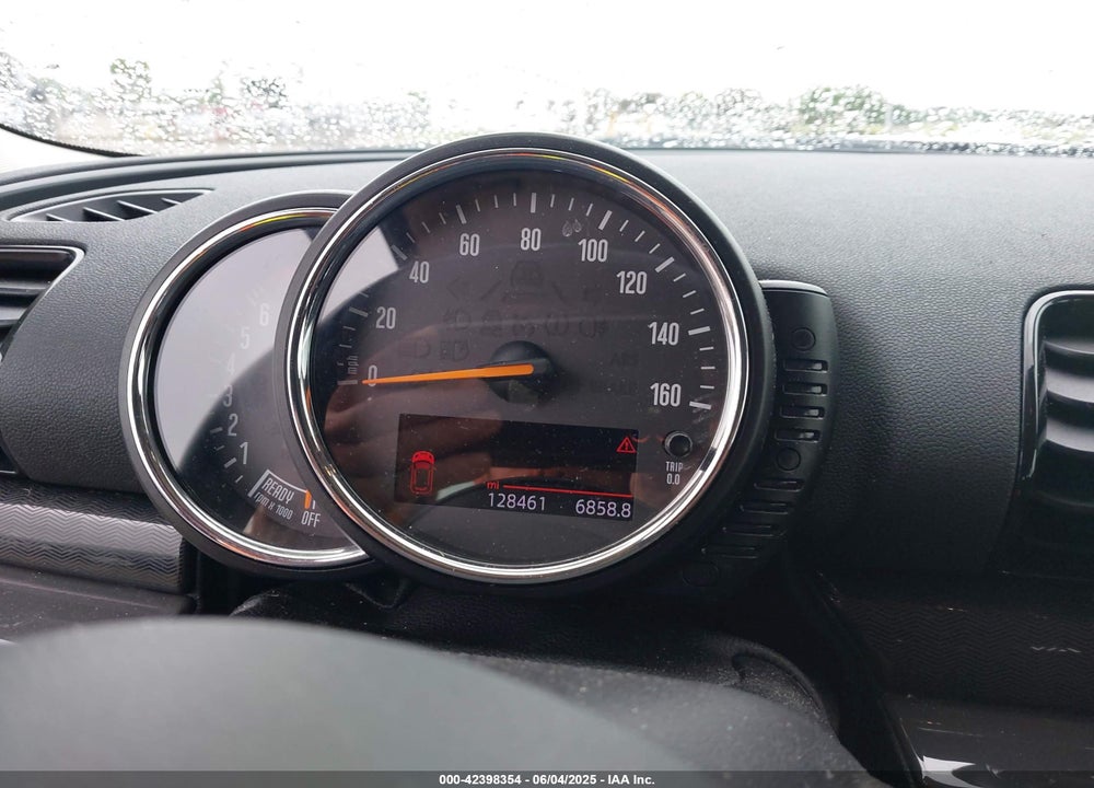 2017 MINI CLUBMAN COOPER VIN: WMWLN5C58H2B35293