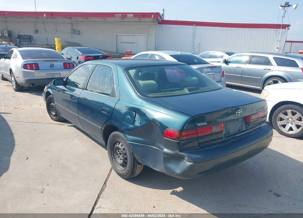 1998 TOYOTA CAMRY LE VIN: JT2BG22K9W0252734