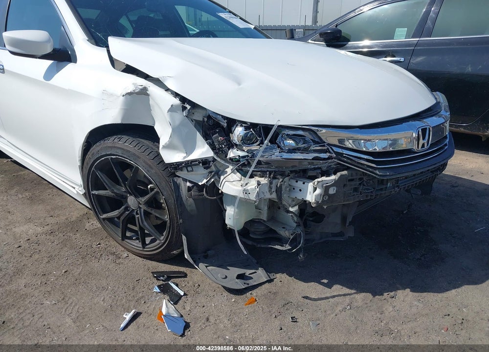 2017 HONDA ACCORD VIN: 1HGCR2F51HA071393