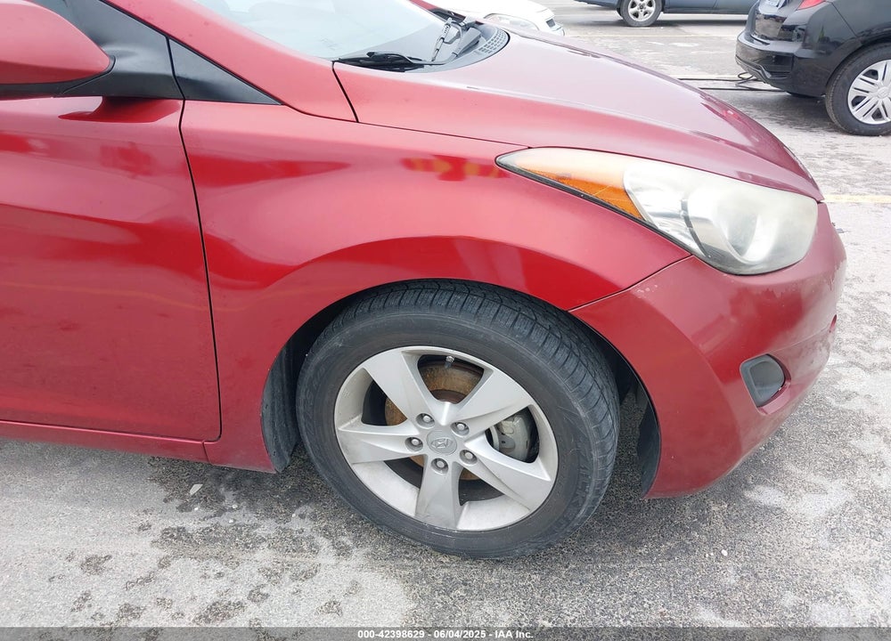 2013 HYUNDAI ELANTRA GLS VIN: 5NPDH4AE7DH261937